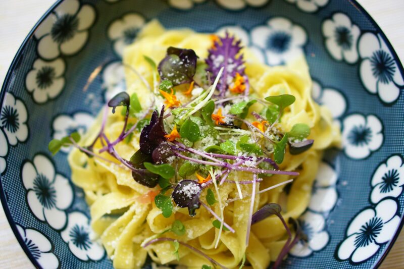 Microgreens Recipes for Beginners Who Want Less Waste