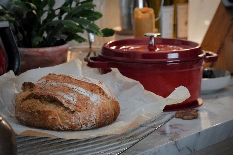 Best Dutch Ovens for Sourdough When Your Loaves Spread Flat
